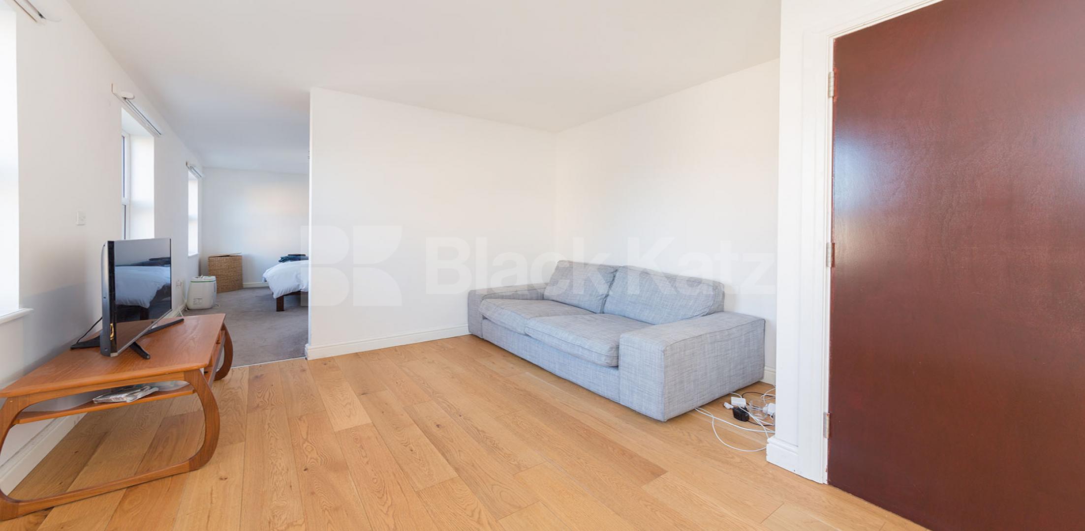 			1 Bedroom, 1 bath, 1 reception Apartment			 Springdale Road, NEWINGTON GREEN-STOKE NEWINGTON